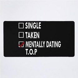 Mentally Dating T.O.P Choi Seung-hyun Desk Mat