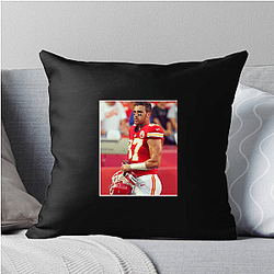 Travis Kelce played college football at Cincinnati Travis Kelce Pillows Cover