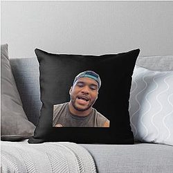 Tua Tagovailoa Classic Throw Pillow