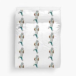 Tua Tagovailoa Jogs to the field Duvet Cover