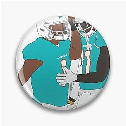 Tua Tagovailoa and DeVante Parker Pin
