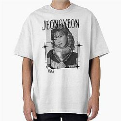 TWICE Jeongyeon Kpop Girl Group Collage Design Cozy Y2K Vintage Design Oversized T-Shirt