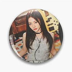 TWICE Pin