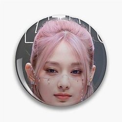Tzuyu K-pop Pin