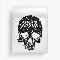 Unus Skull Black Duvet Cover