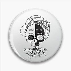 Unus Annus Skull Pin