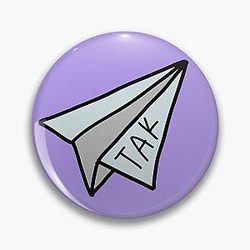 Tak Paper Airplane Pin Unus Annus