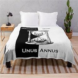 Memento Mori Unus Throw Blanket