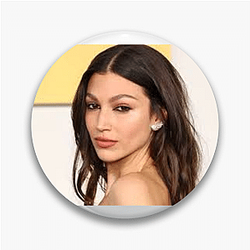 Breakout Actress Ursula Corbero Pins