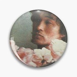 Viktor Tsoi Roses Pin