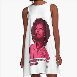 Viola Davis: Sophisticated Elegance in A-Line Premium T-Shirt Dress