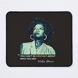 Viola Davis: Sophisticated Elegance in T-Shirt Designs Mouse Pad