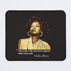 Viola Davis: Sophisticated Elegance in Premium Designs Mouse Pad