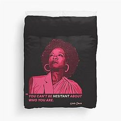 Viola Davis Sophisticated Elegance in Premium T-Shirt Duvet Cover