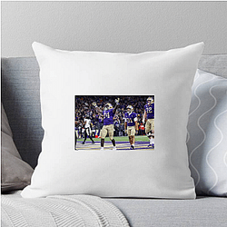 Washington Huskies Signature Washington Huskies Pillows Cover
