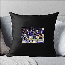 Washington Huskies Signature Washington Huskies Pillows Cover