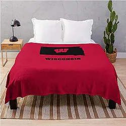 Wisconsin Badgers fans throw blanket in South Dakota