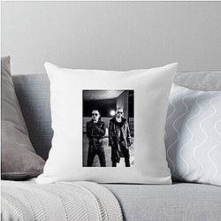 Wisin has a unique style Wisin Pillows Cover