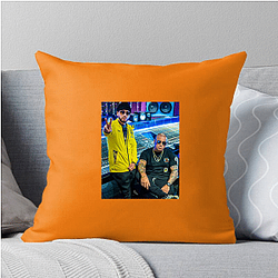 Wisin released El Sobreviviente Wisin Pillows Cover