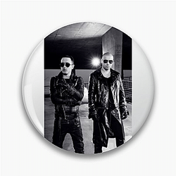 Wisin has a unique style Wisin Pins