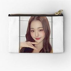 IVE Wonyoung Smile Zipper Pouch