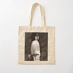 Wonyoung IVE b&w flower design Cotton Tote Bag