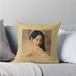 Wonyoung IVE LOVE Throw Pillow