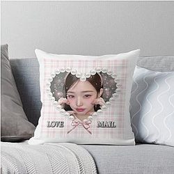 Jang Wonyoung - Mailing Throw Pillow