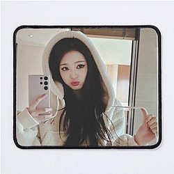Wonyoung Hoodie ver.2 Mousepad