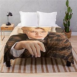Ateez Throw Blanket