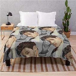 ATEEZ Wooyoung Throw Blanket