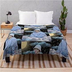 Woozi Cute Simple Throw Blanket