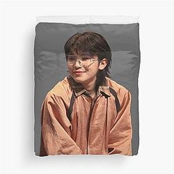 Seventeen Woozi Duvet Cover