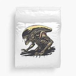 Creeping Xenomorph Horror Art Sci-Fi Alien Illustration Duvet Cover