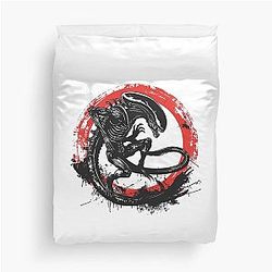 Dynamic Horror Art - Sci-Fi Alien Illustration Duvet Cover