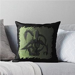 Alien Hissing Throw Pillow