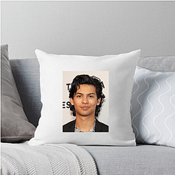 Screen Heartthrob Xolo Mariduena Pillows Cover