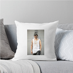 Yandel sings Reggaeton Yandel Pillows Cover