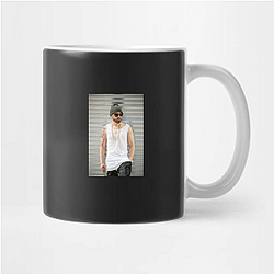 Yandel sings Reggaeton Yandel Mugs