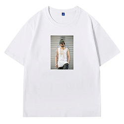 Yandel sings Reggaeton Yandel T-Shirts
