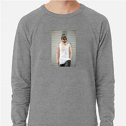 Yandel sings Reggaeton Yandel Sweatshirts
