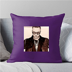 Yandel is a Latin icon Yandel Pillows Cover