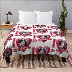 Yoon Chae Katseye Throw Blanket