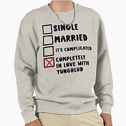 In love with Yungblud I'm going through changes Yungblud rock viral TikTok song Pullover Sweatshirt