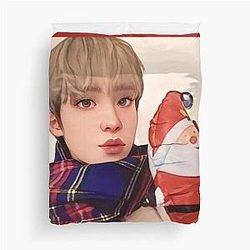 ATEEZ Christmas Selfie Yunho Duvet Cover