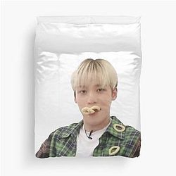 Sexy Yunho Meme Duvet Cover