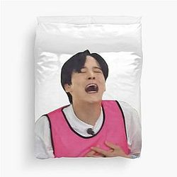 Yunho in Pain Meme Duvet Cover
