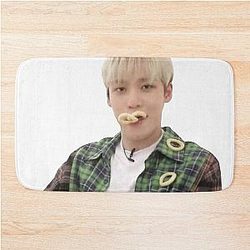 Smexy Yunho Meme Bath Mat