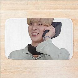 Yunho Meme Bath Mat
