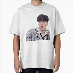 Disgusted Yunho Meme T-Shirt
